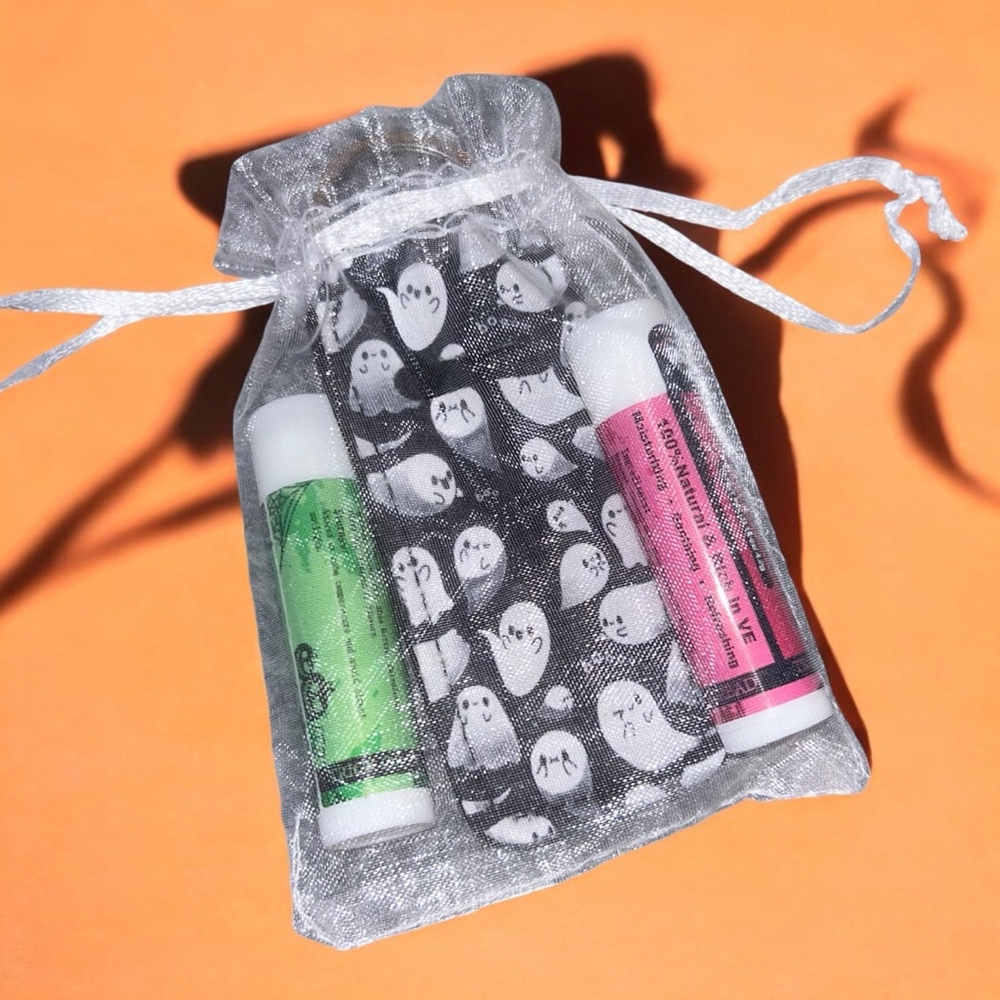 Unbranded Halloween Ghost Print Lip Balm Holder Keychain + 2 Lip Balm